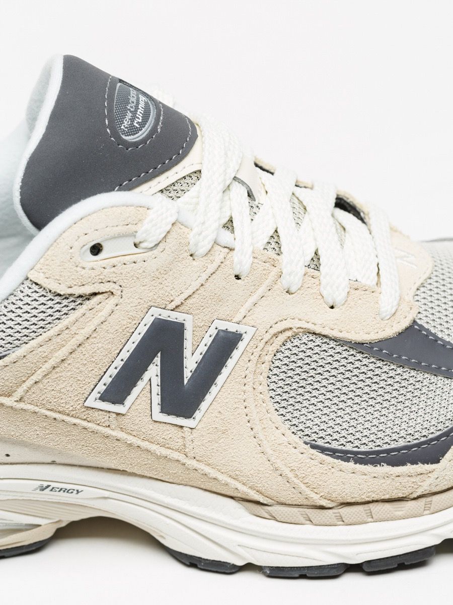 Sapatilhas New Balance 2002