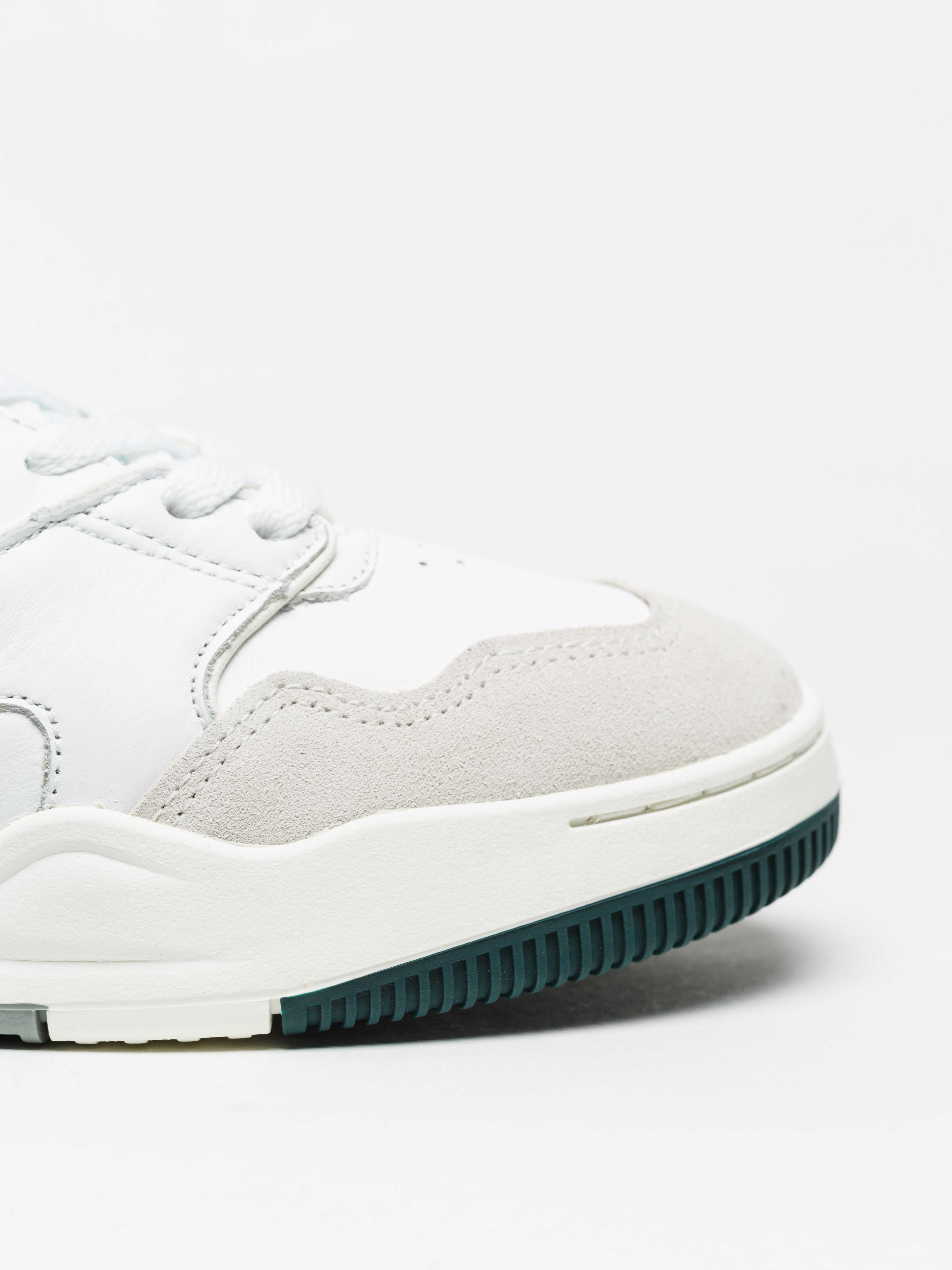 Sapatilhas Lacoste Lineshot
