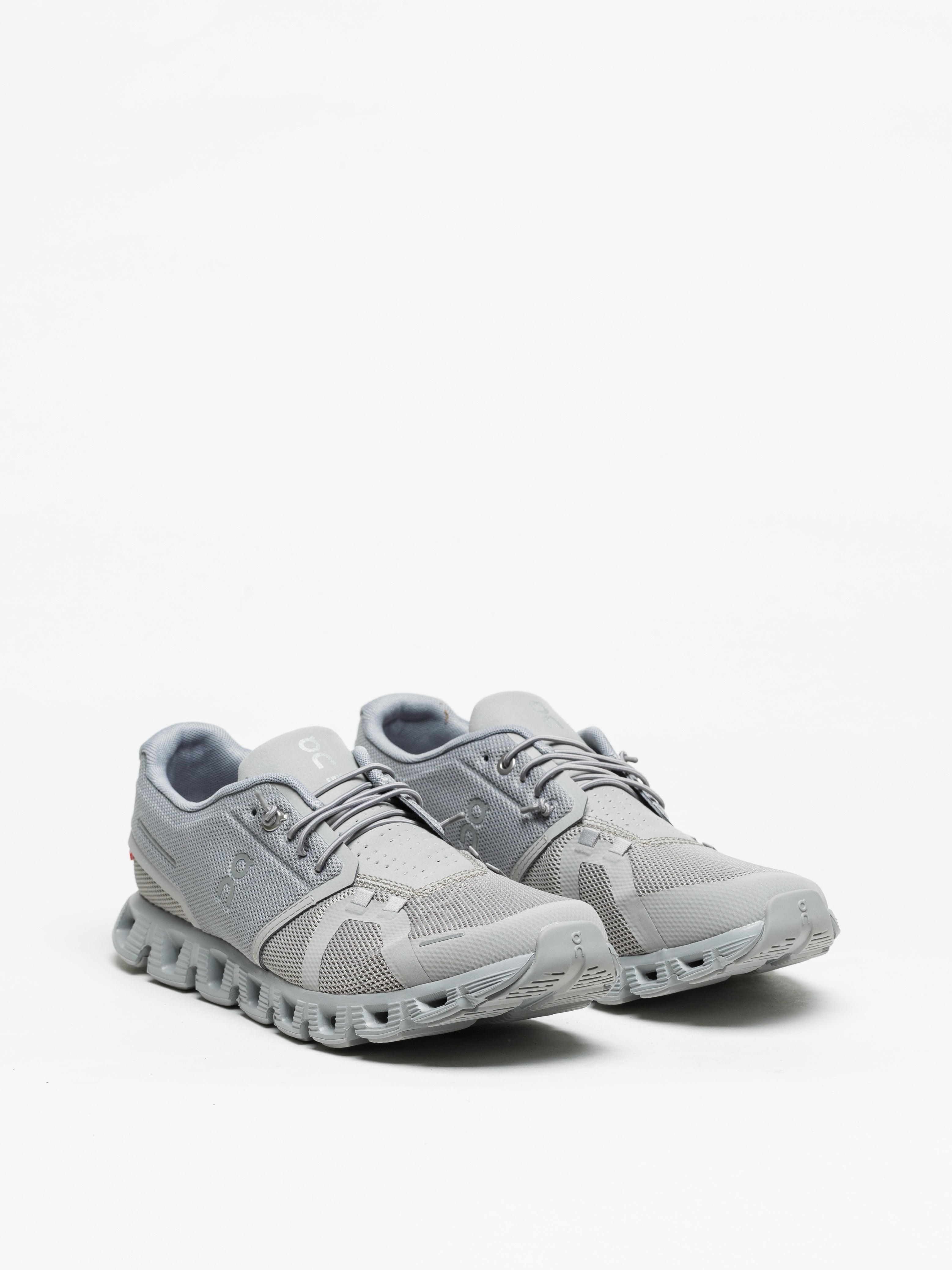 On Cloud 5 Sneakers