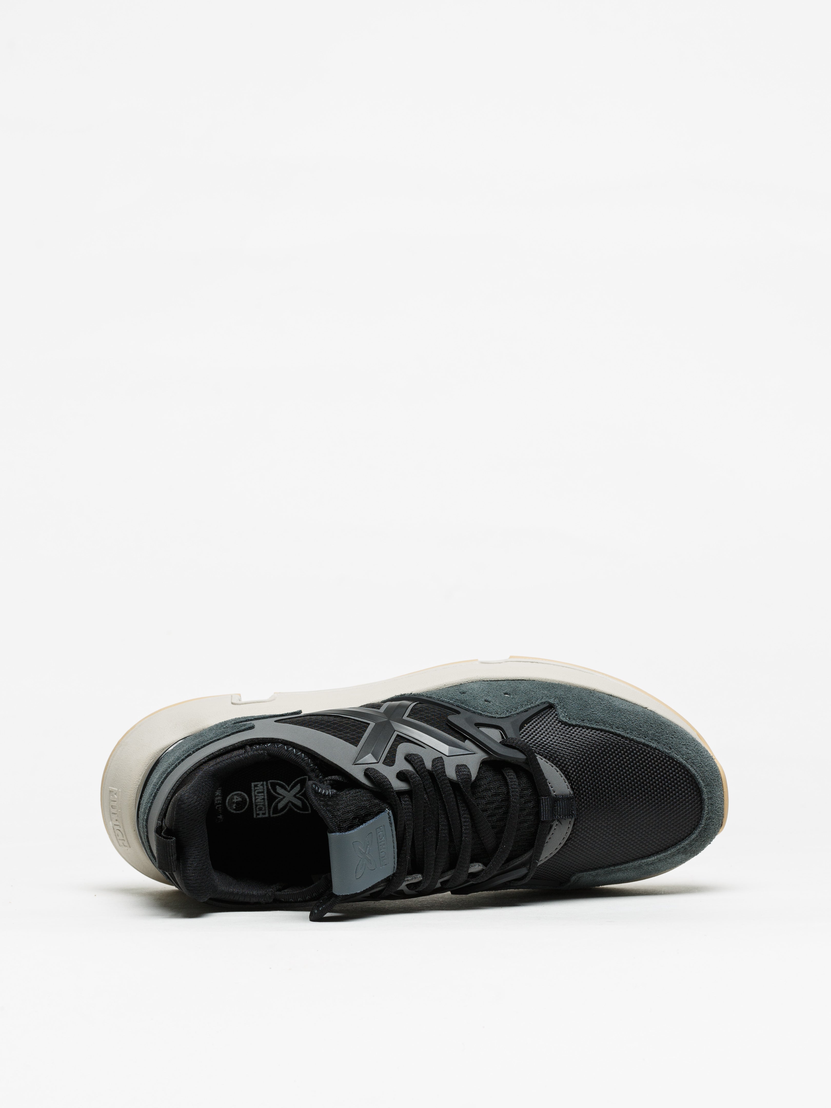 Munich Clik Sneakers