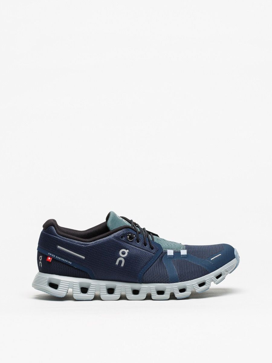 On Cloud 5 Sneakers
