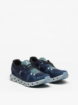 En los zapatos Cloud 5