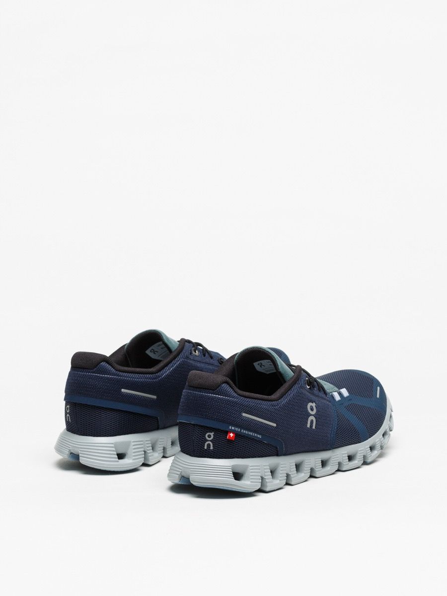 On Cloud 5 Sneakers