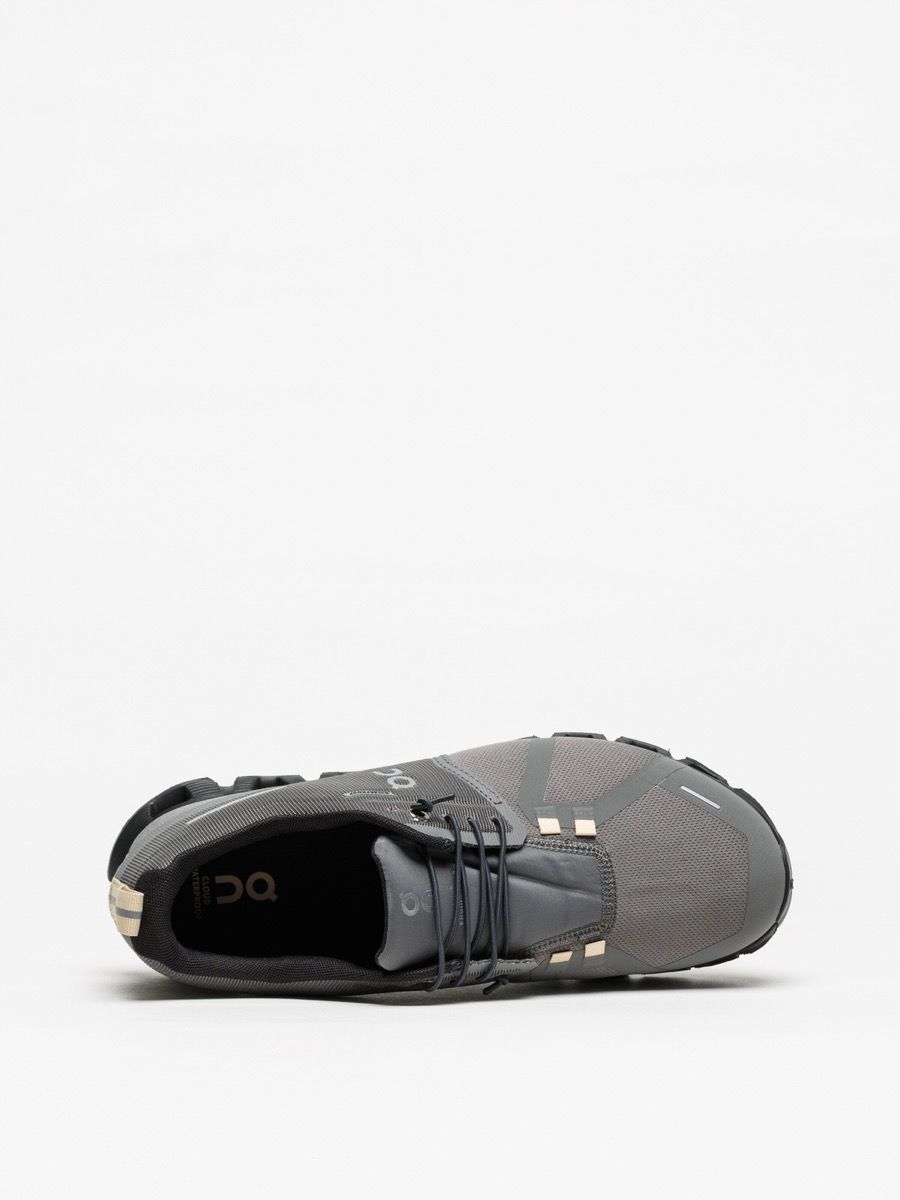 On Cloud 5 Waterproof Sneakers