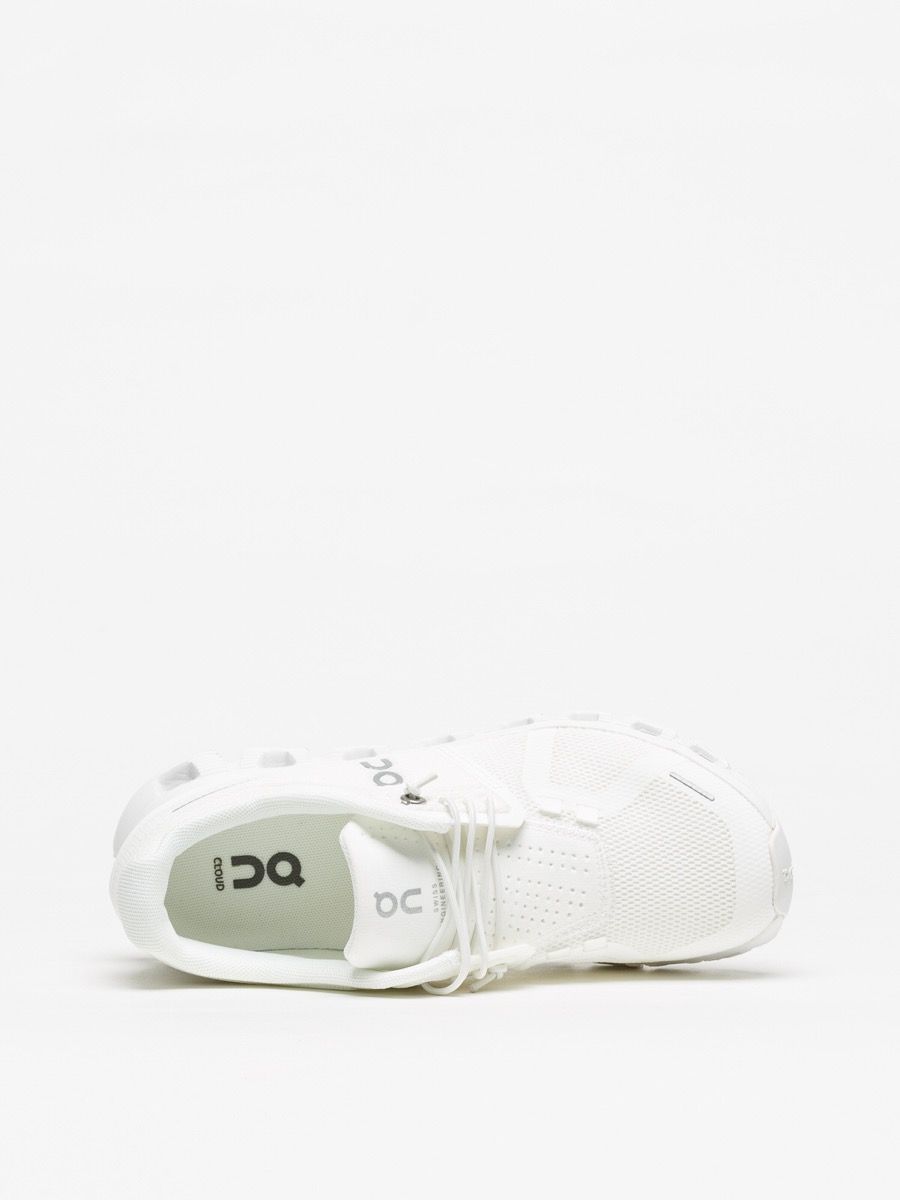 En los zapatos Cloud 5