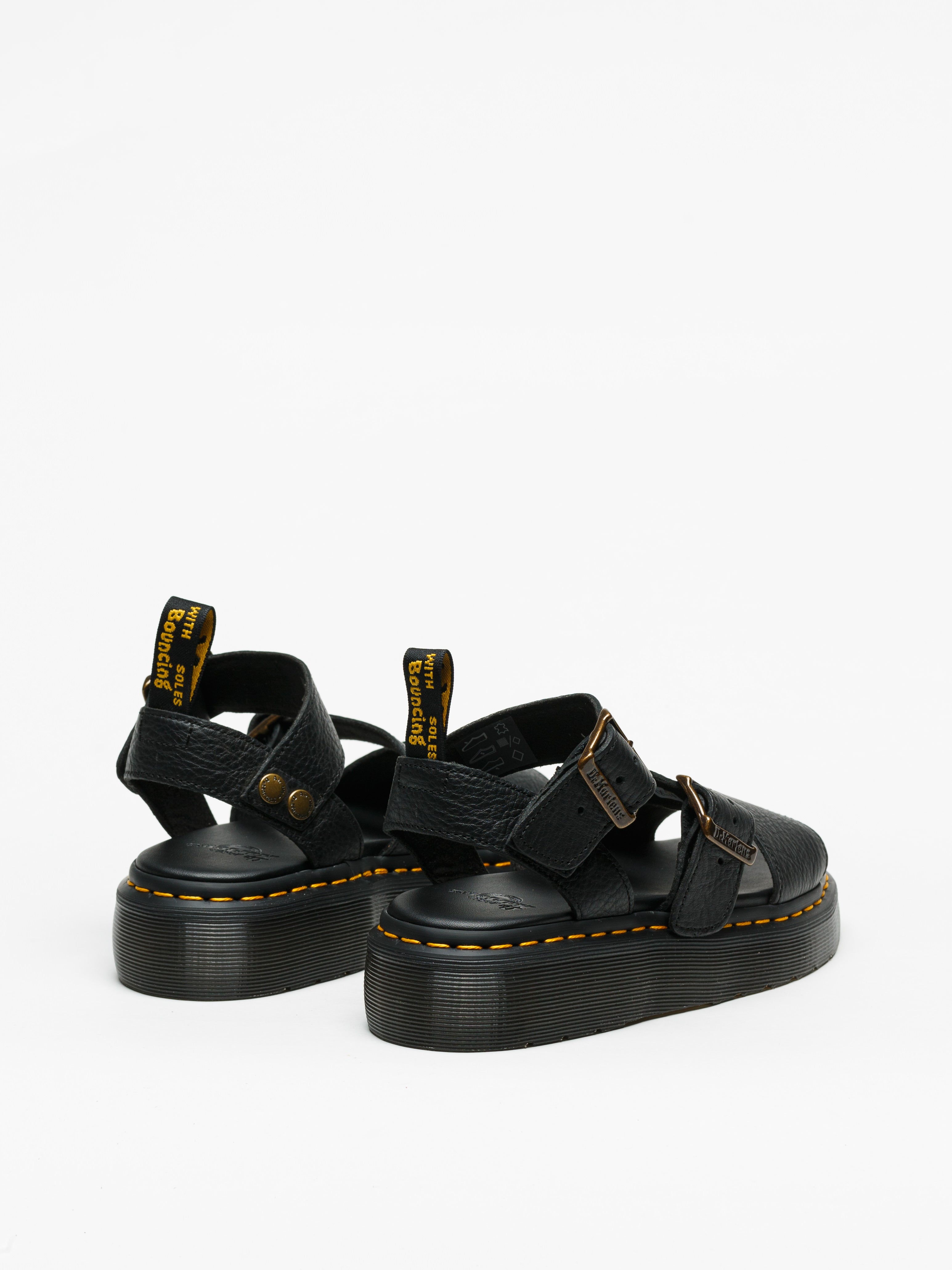 Sandálias Dr. Martens