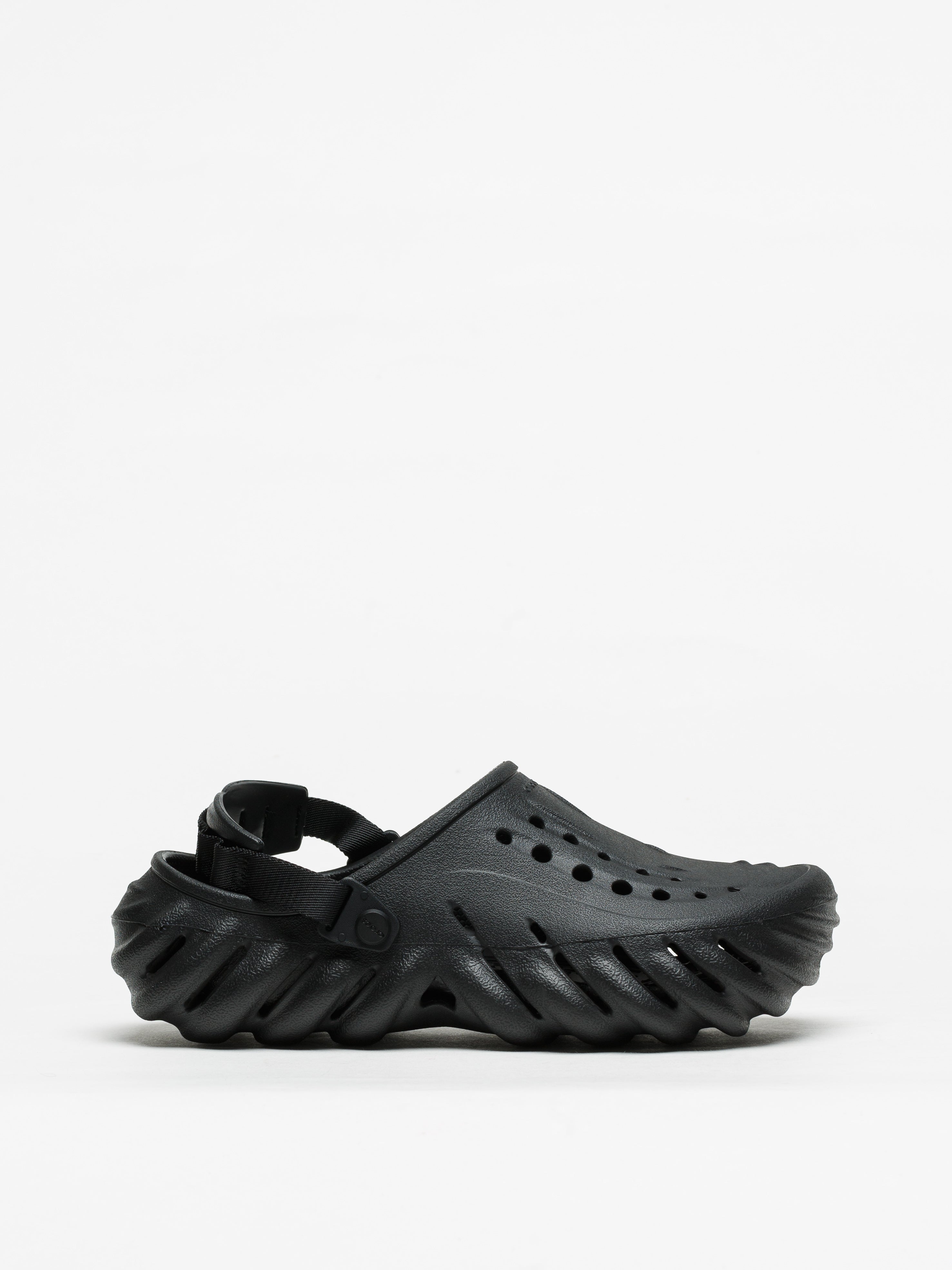 Chinelos Crocs Echo Clog