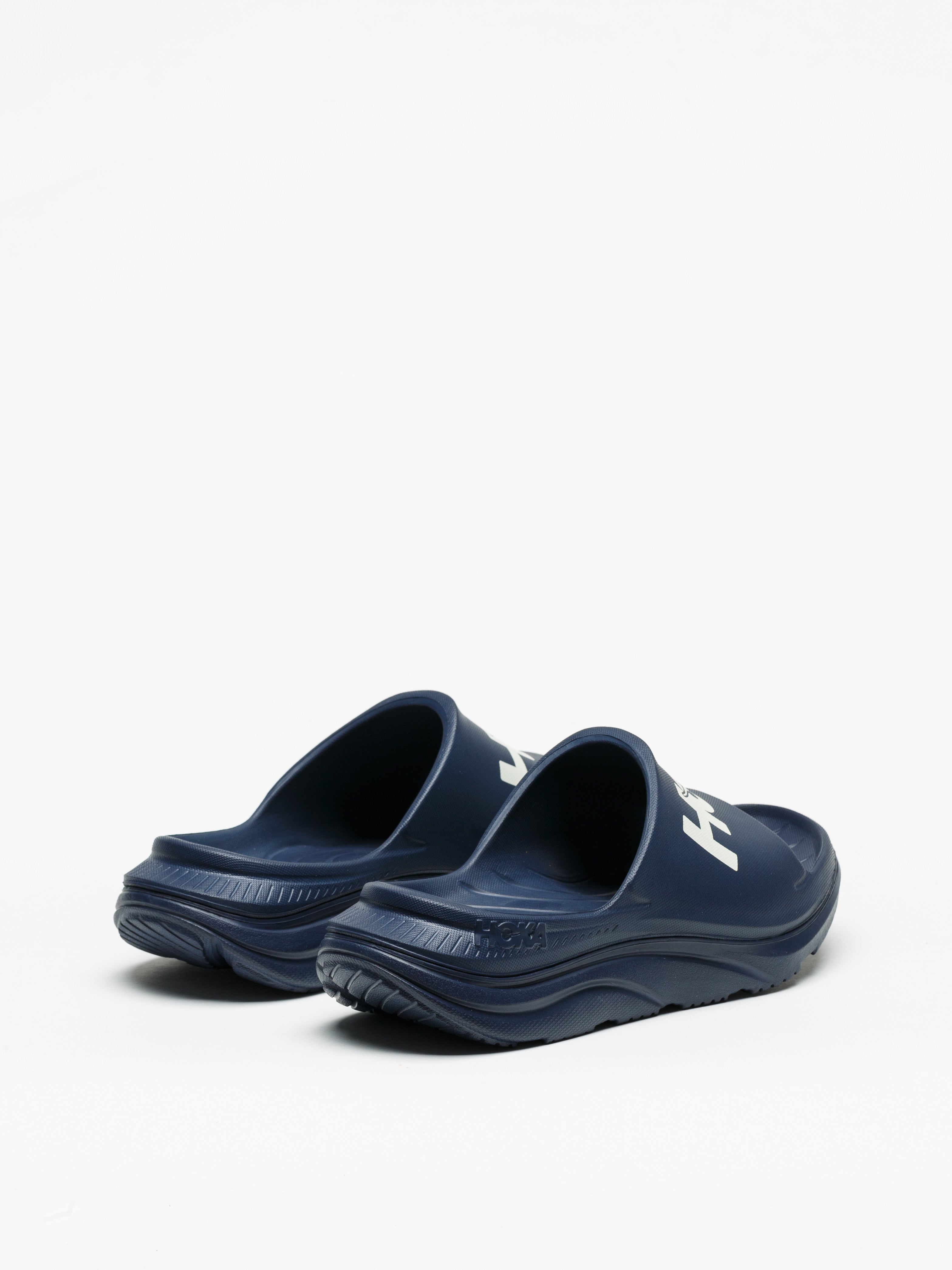 Chinelo Hoka Ora