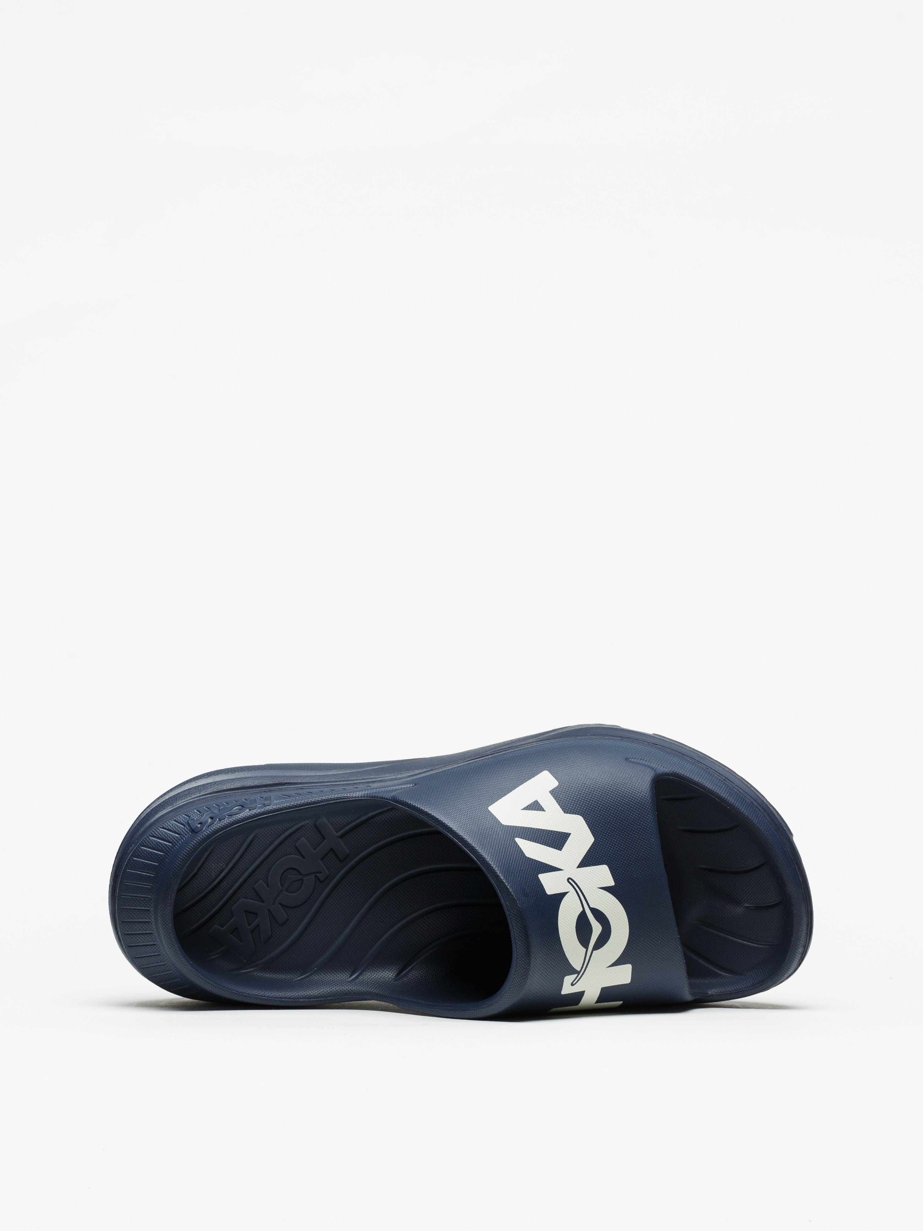 Chinelo Hoka Ora