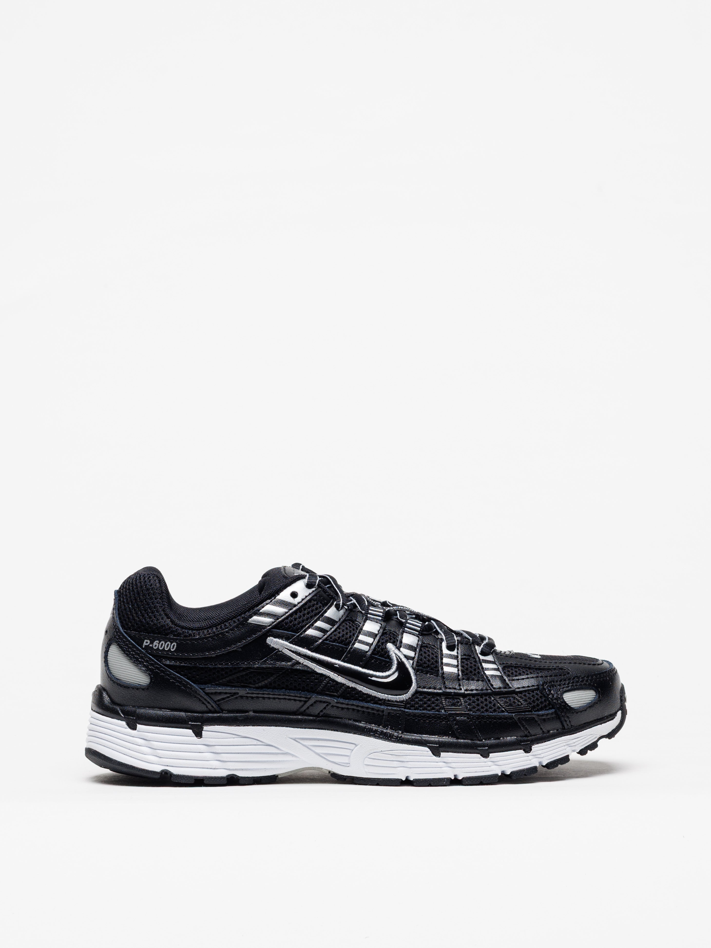Sapatilhas Nike P-6000