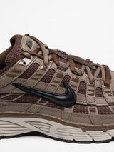 Sapatilhas Nike P-6000