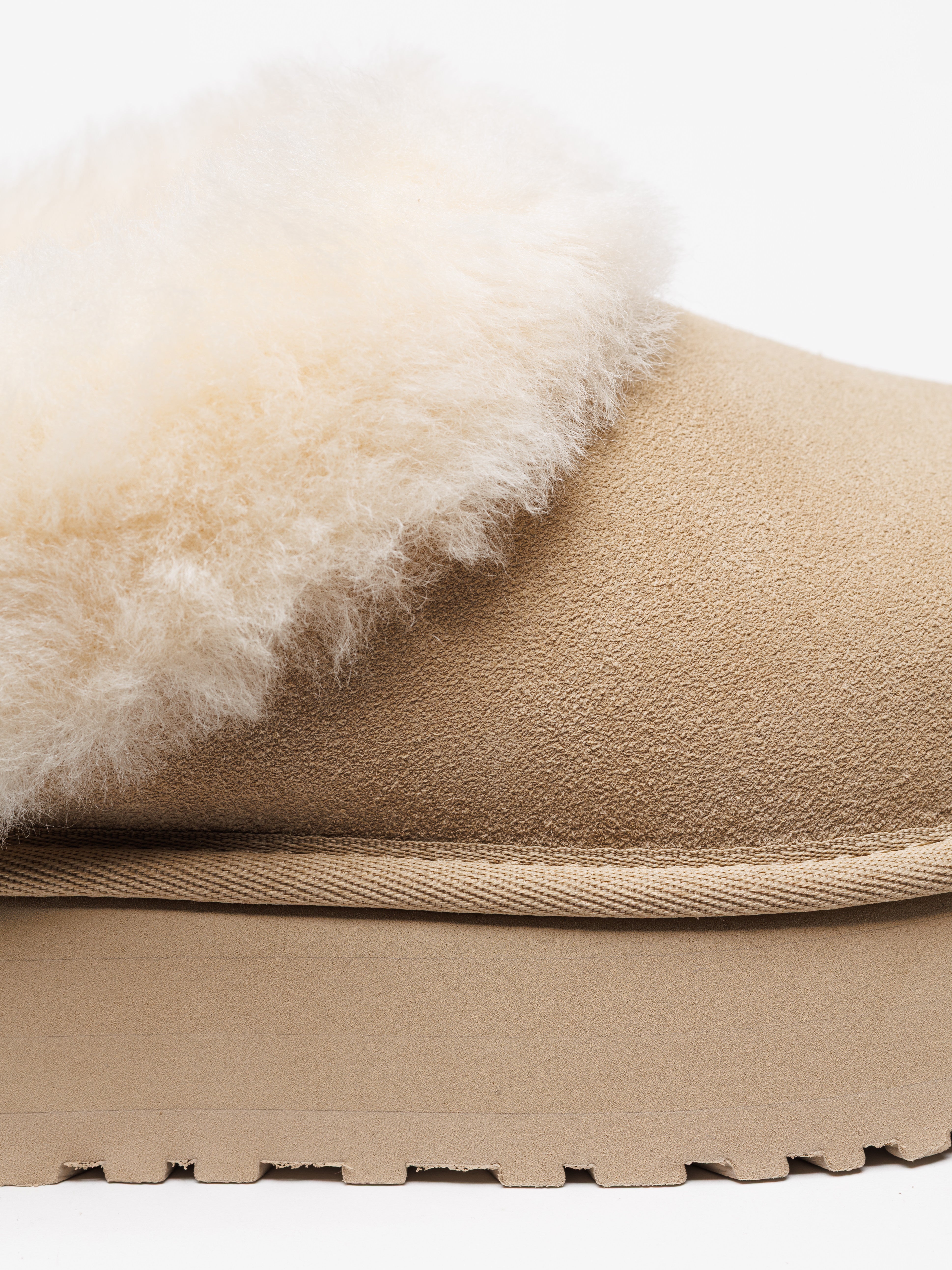 Chinelos Ugg Tazzelle