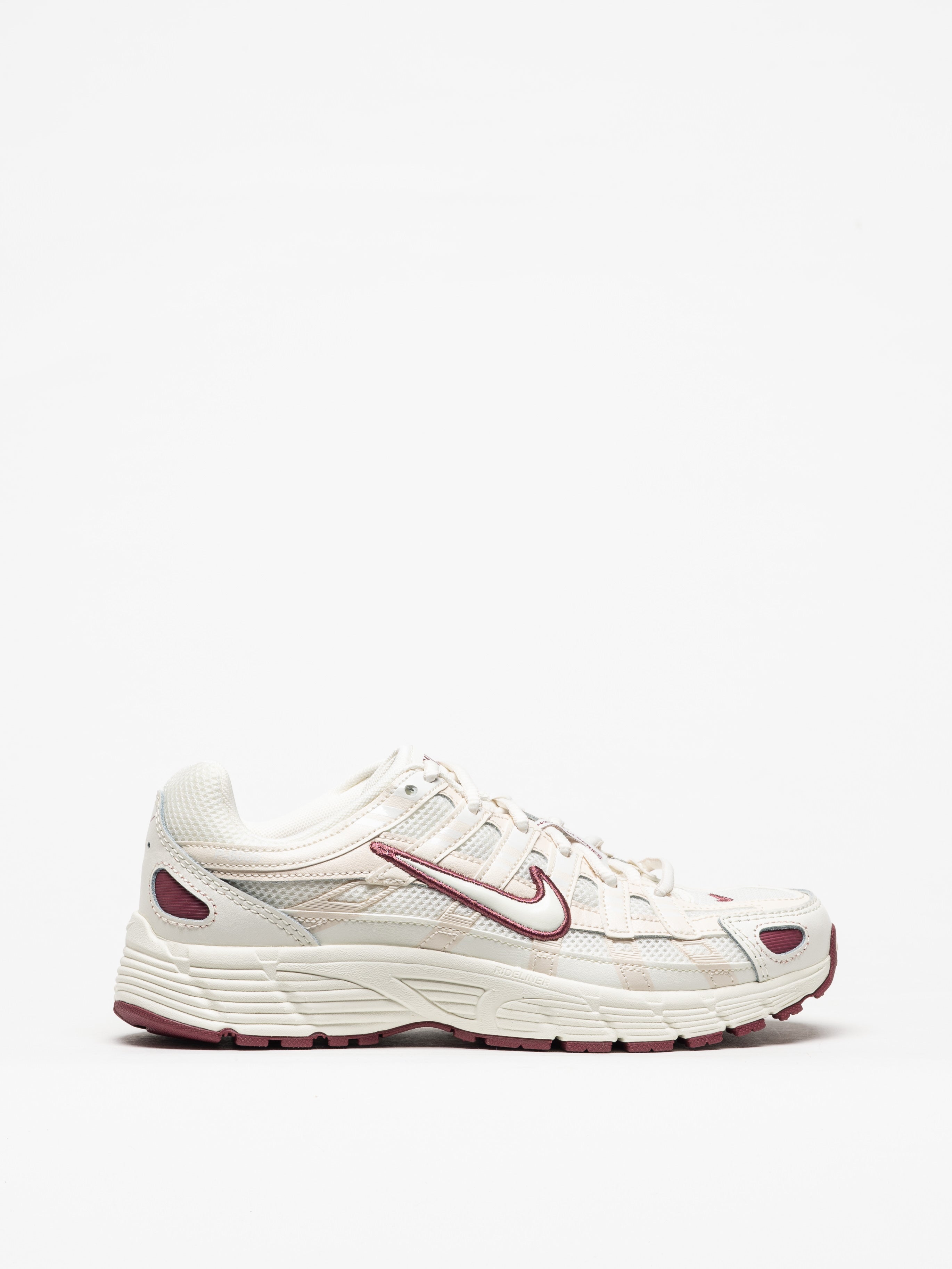 Sapatilhas Nike P-6000
