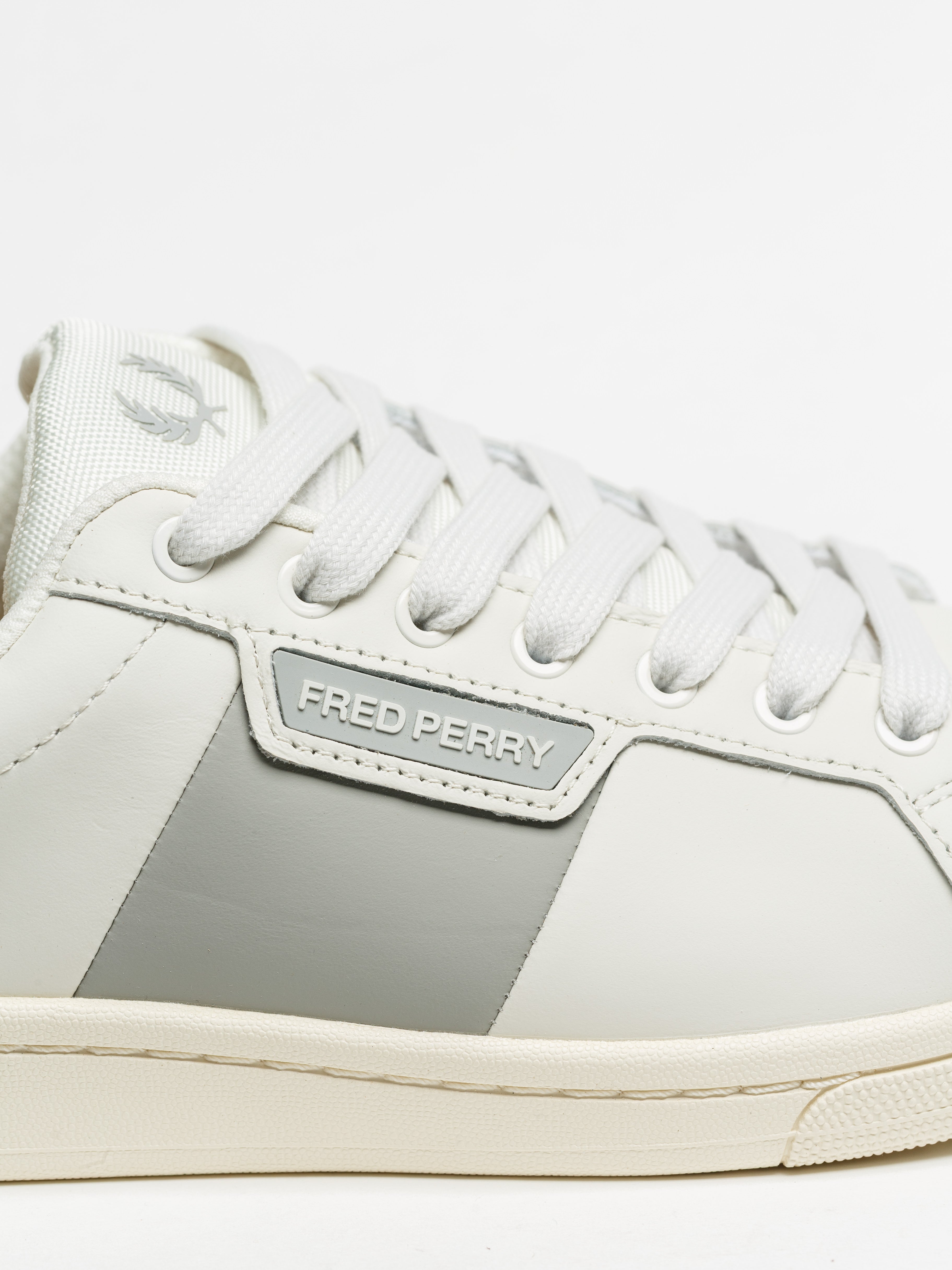 Sapatilhas Fred Perry B721