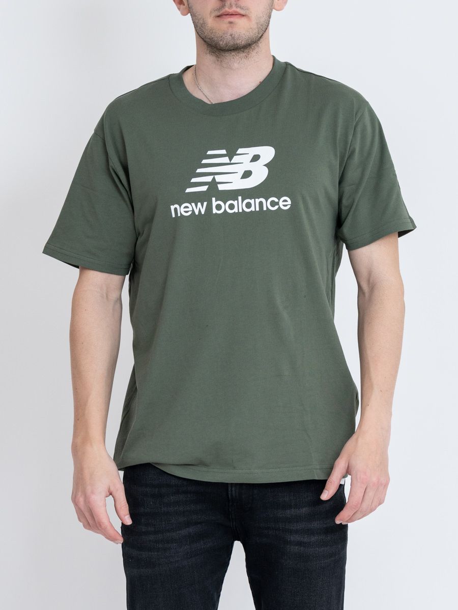 T-shirt New Balance Essentials