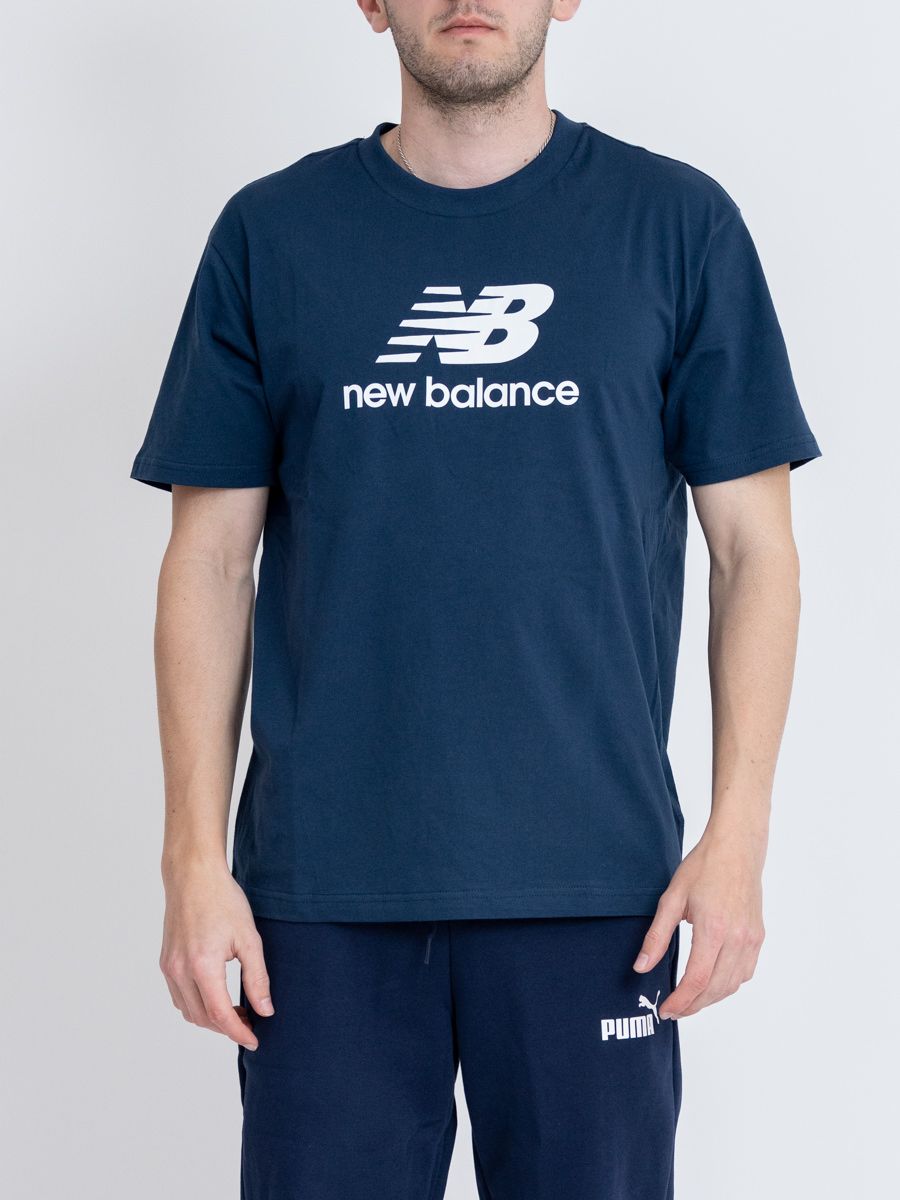 T-shirt New Balance Essentials