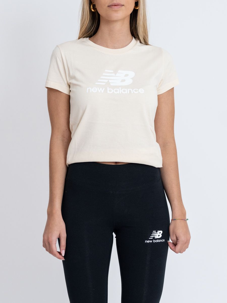 T-shirt New Balance Essentials